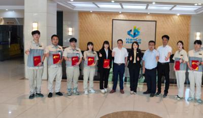 青春筑夢(mèng)，勞動(dòng)光榮——記五一勞動(dòng)模范五四青年表彰活動(dòng)